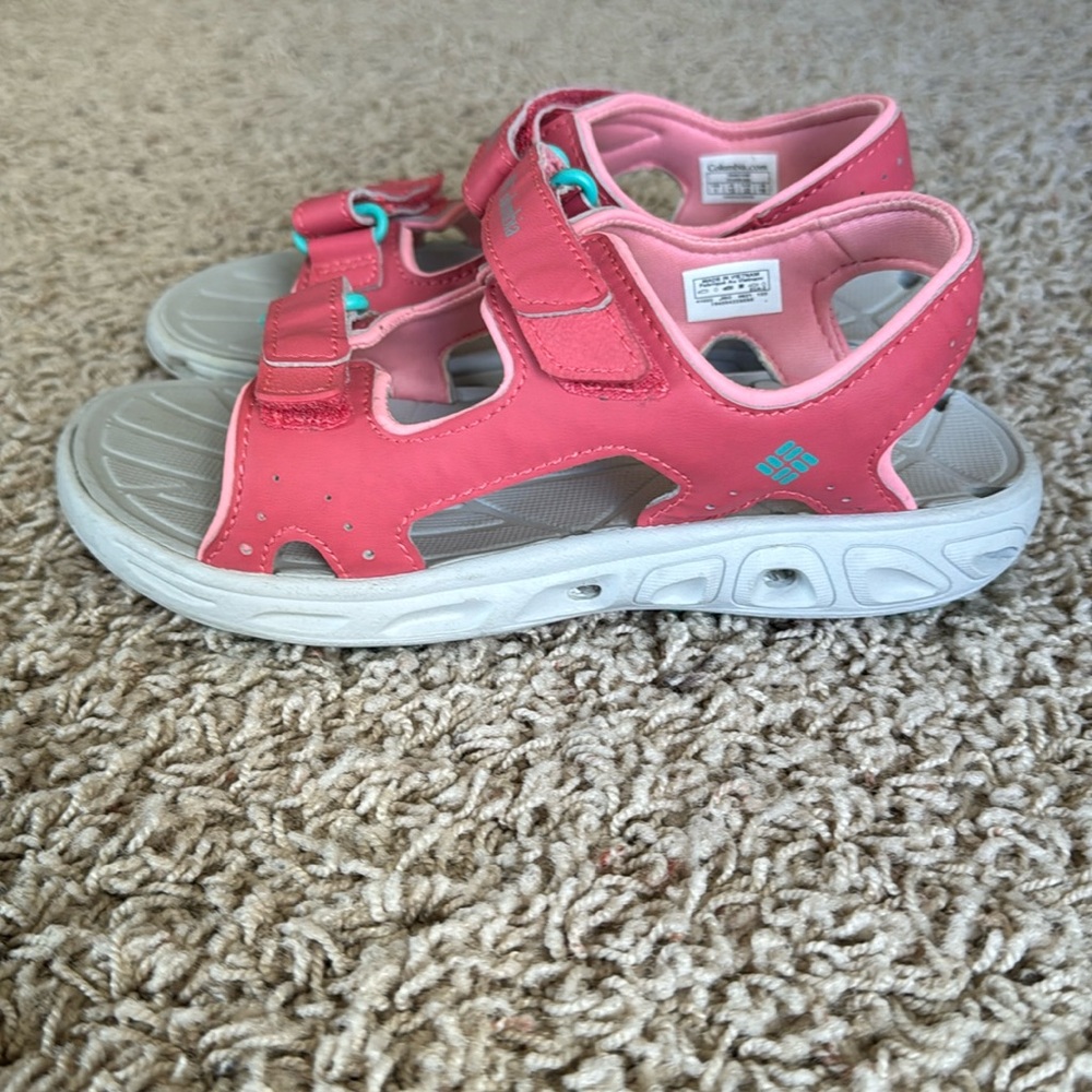 Girls sandals